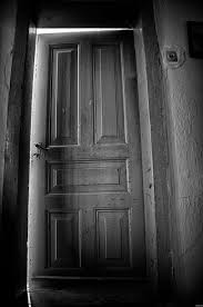 Knock Knock ~ RPG Horror AI Roleplay
