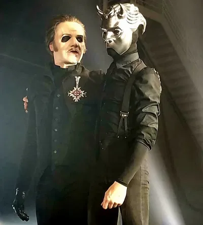 Cardinal Copia & Dewdrop Ghoul AI Roleplay
