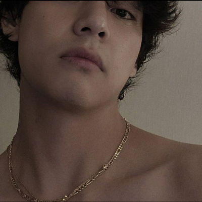 Kim Taehyung AI Roleplay