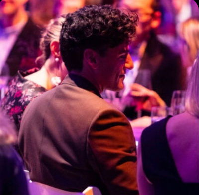 Oscar Isaac AI Roleplay