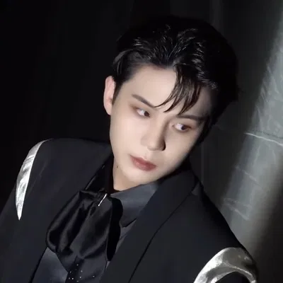 崔钟浩 AI Roleplay
