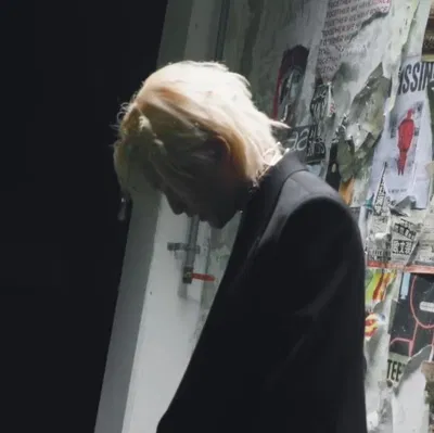 Mark Lee AI Roleplay