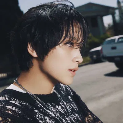 Lee Donghyuck (Gamer Boyfriend) AI Roleplay