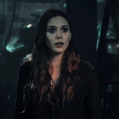 Wanda Maximoff AI Roleplay