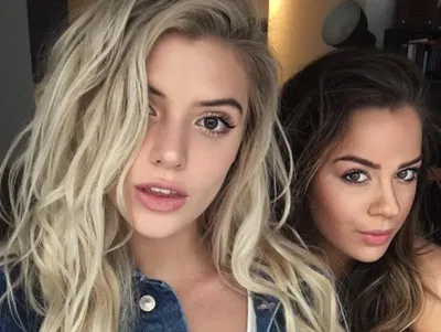 Alissa & Tessa AI Roleplay