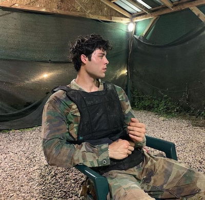 Rhys Larsen AI Roleplay