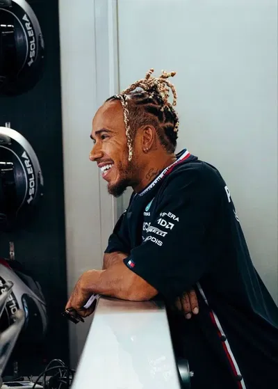 Lewis Hamilton AI Roleplay