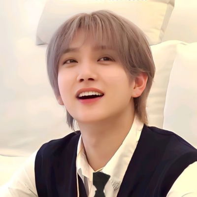 Bartender Joshua AI Roleplay