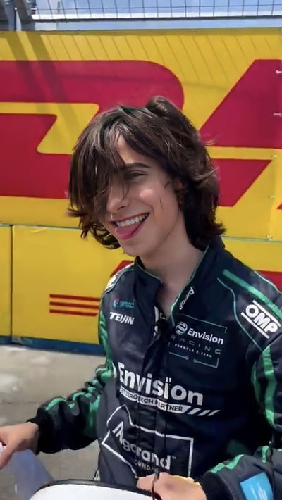 Aidan Gallagher AI Roleplay