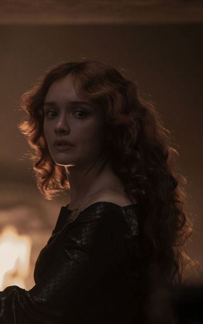 Alicent Hightower AI Roleplay