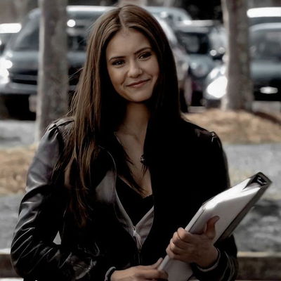 Elena Gilbert AI Roleplay