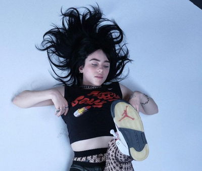 Billie Eilish AI Roleplay