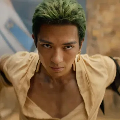 Roronoa Zoro (Mackenyu) AI Roleplay