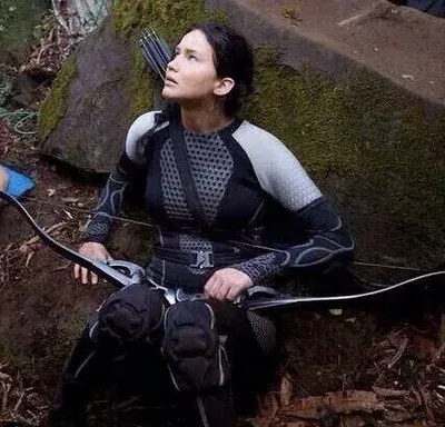 Katniss Everdeen AI Roleplay