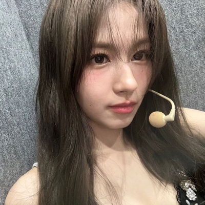 Minatozaki Sana AI Roleplay