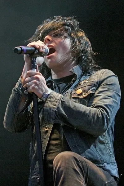 Gerard Way AI Roleplay