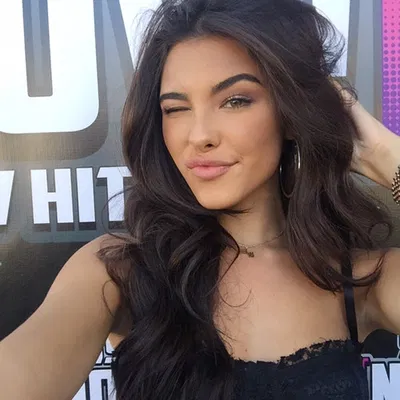 Madison Beer AI Roleplay