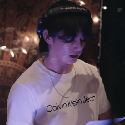 ลุงจอน จองกุก AI Roleplay