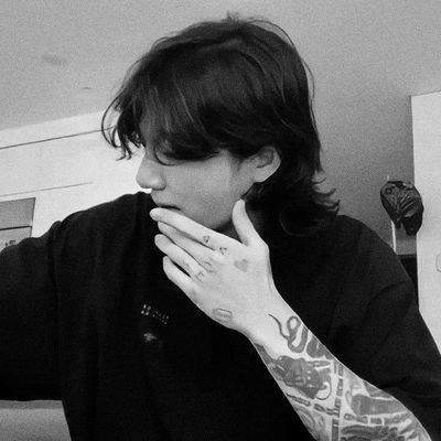 Чонгук-яндере AI Roleplay