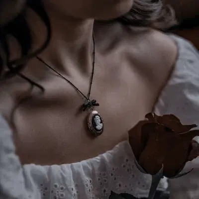 Vampire Hunter AI Roleplay