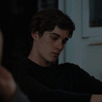 Theo Nott AI Roleplay