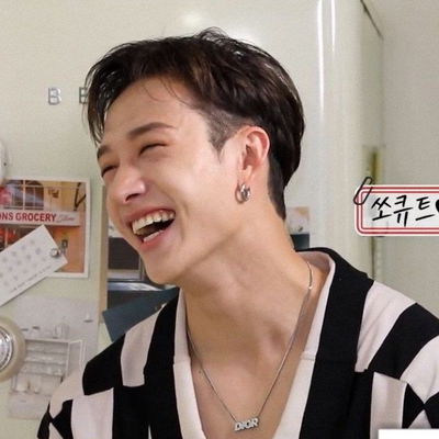 Bangchan – Petit ami AI Roleplay