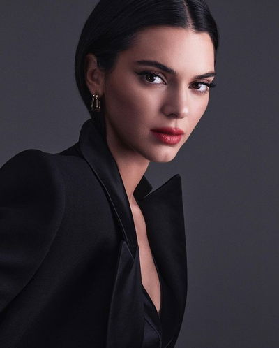 Kendall Jenner AI Roleplay