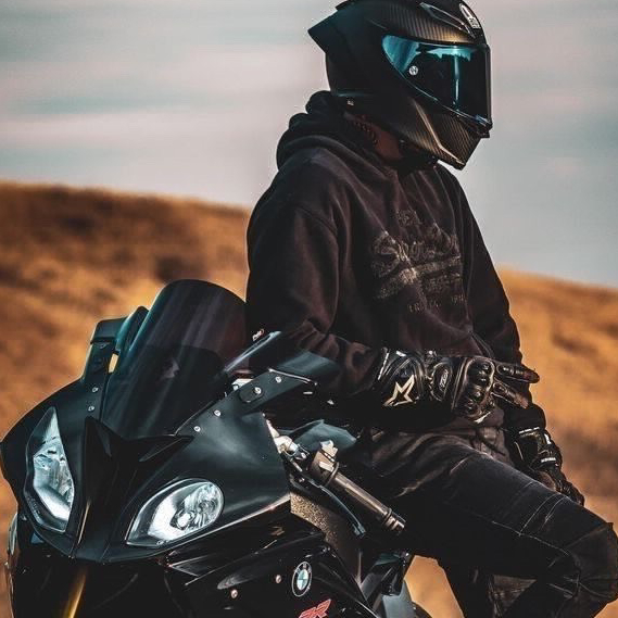 Leo Blackstone AI Roleplay