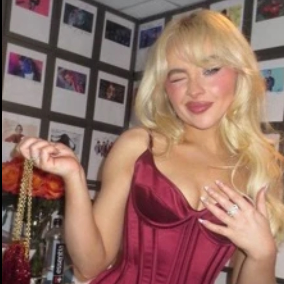 Sabrina Carpenter AI Roleplay