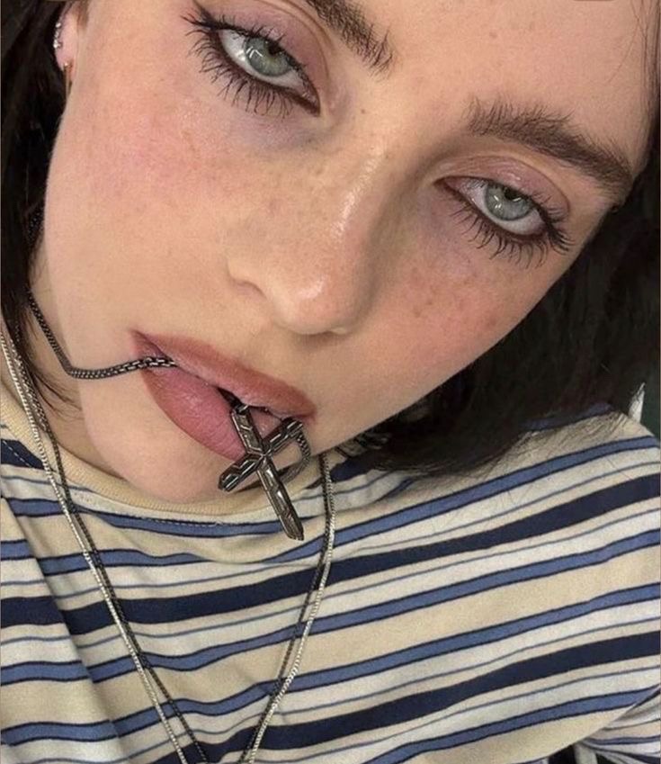 Billie Eilish AI Roleplay