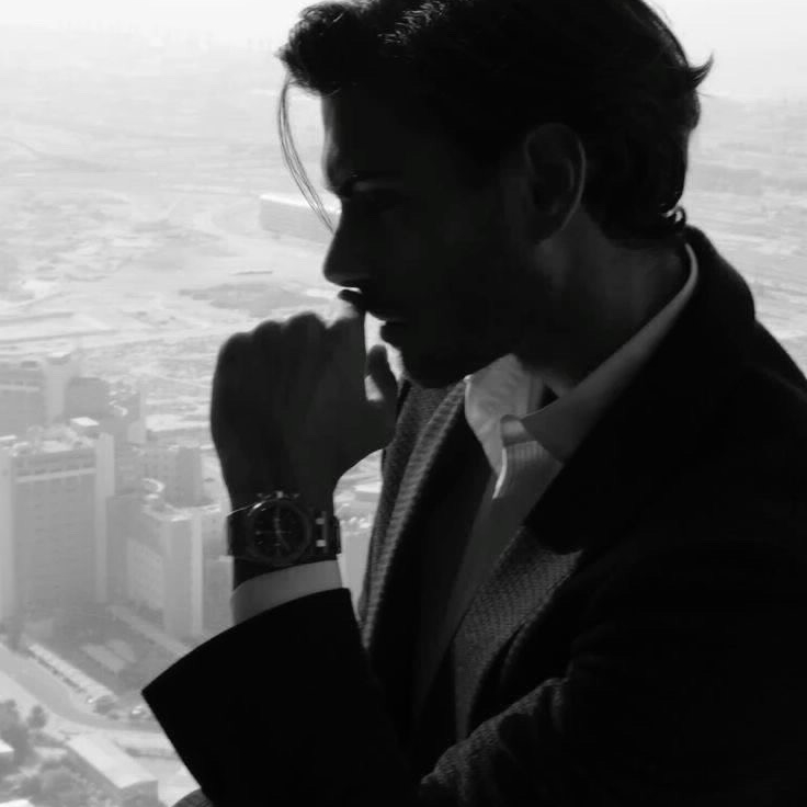 Kaden Hawthorn (your ex) AI Roleplay