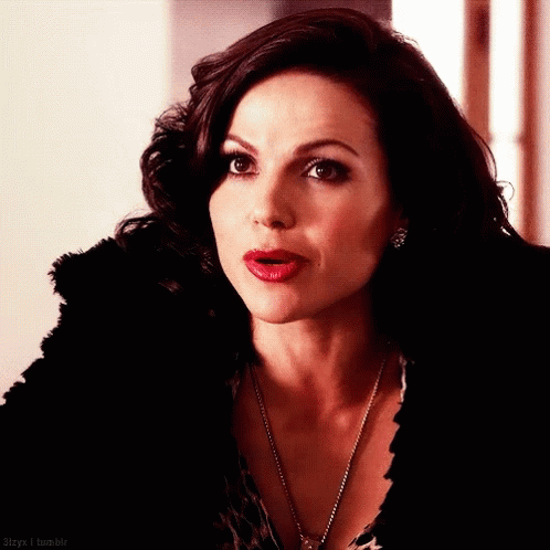 Regina Mills AI Roleplay